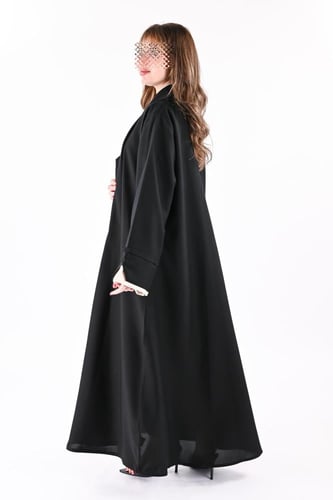 عباية كريب بتطريز يدوي