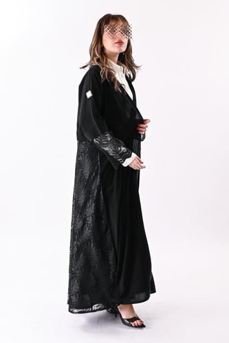 عباية الندى كلوش بدنتيل