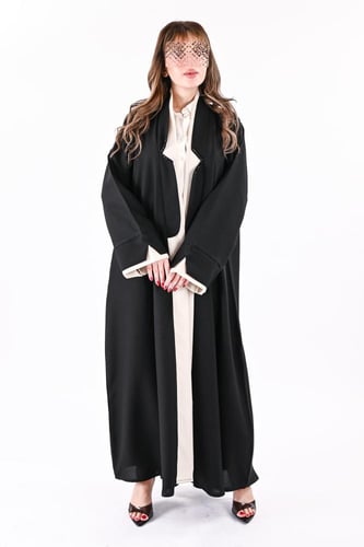 عباية كريب بتطريز يدوي