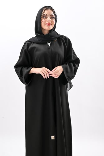 عباية كريب بتطريز يدوي اسود