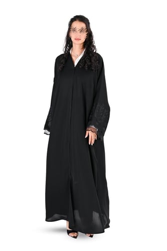 عباية انترنت بتطريز اسود