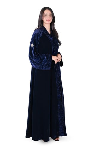 عباية مخمل كلوش كحلي