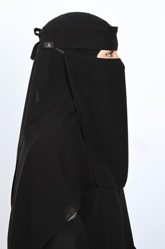 نقاب حرائر مطاط مائل