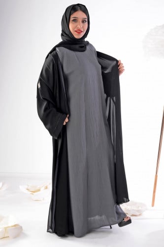 فستان تحت العباية باللون رصاصي غامق