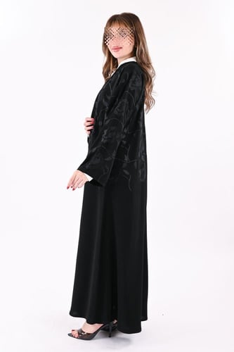 عباية ملكي بتطريز مشجر