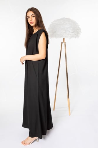 فستان تحت العباية باللون الاسود