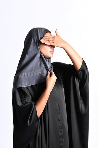 طرحة ليزر رمادي