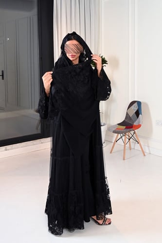 عباية تل مبطن كلوش بتطريز مشجر