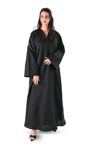 عباية كريب بتطريز هاري اسود