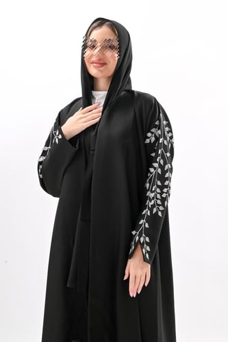 عباية كريب بتطريز هاري بيج