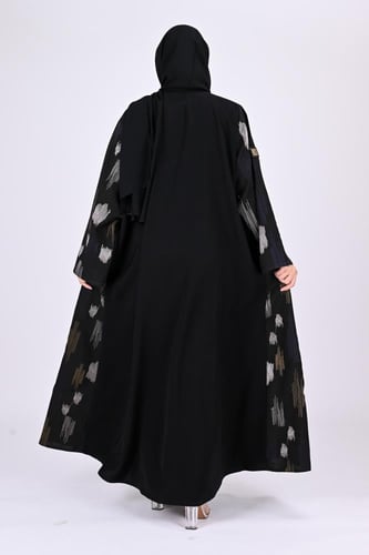 عباية كلوش بتطريز ملون