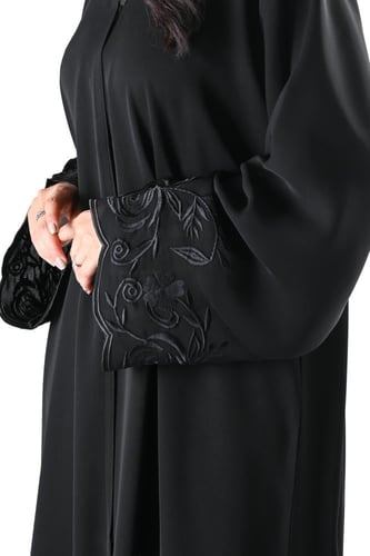 عباية انترنت مع تطريز اسود