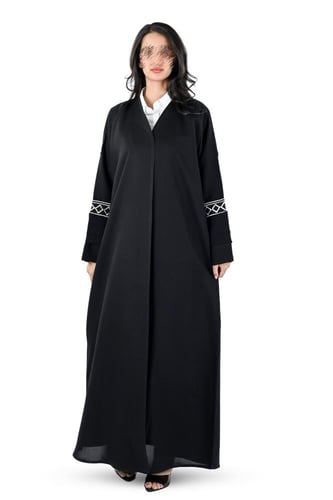 عباية كريب بكلفة على الاكمام