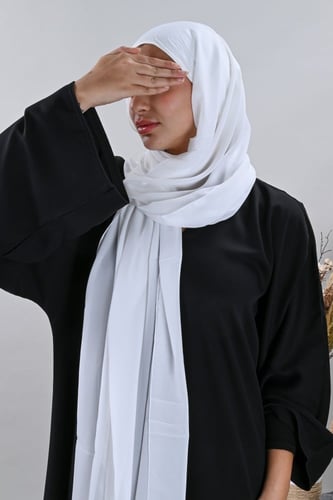 طرحة ثابتة على الرأس