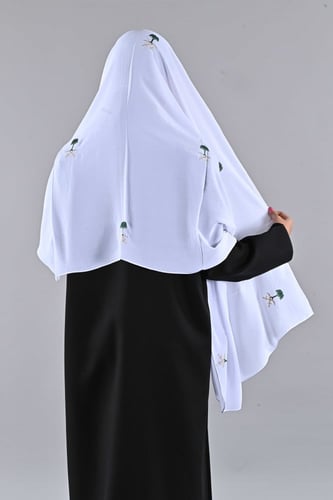 طرحة ليزر بتطريز ذهبي على اخضر سيفين ونخلة