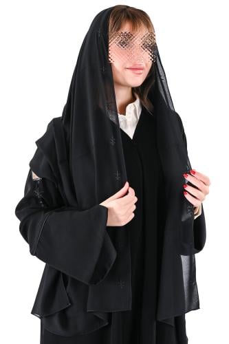 عباية ملكي بتطريز اسود