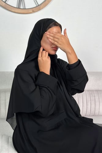 عباية ندى سادة بجيوب