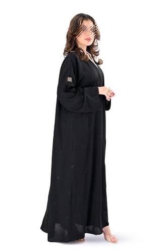 عباية الندى بتطريز منثور اسود