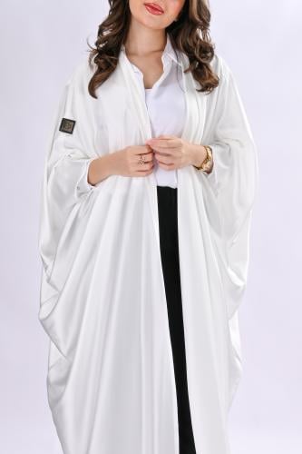 عباية مشلح اوف وايت بقيطان ناعم