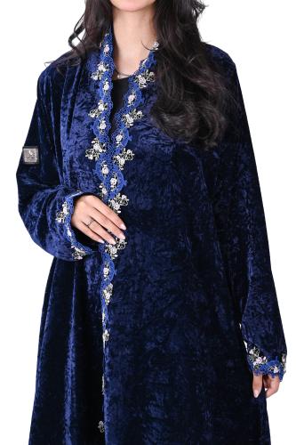 عباية مخمل مكسر بكلفة من الامام