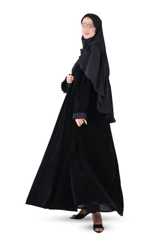 عباية كلوش مخمل بكسرات