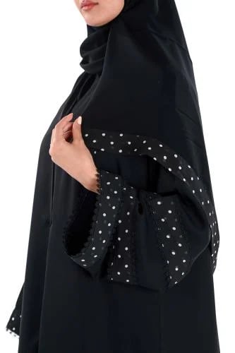 عباية بقماش منقط
