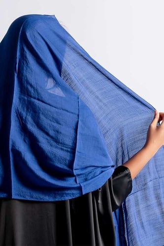 طرحة لنن سادة كحلي