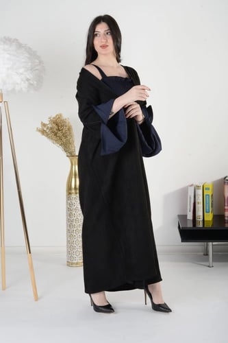 فستان تحت العباية باللون الكحلي