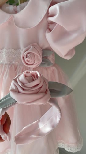 فستان وردي كول مع طوق