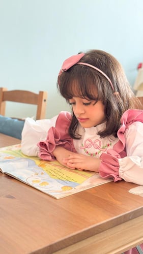 مريول مدرسي تطريز