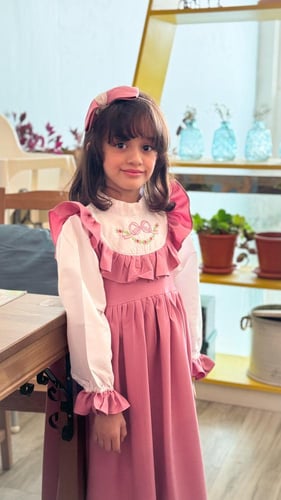 مريول مدرسي تطريز