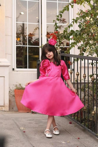 فستان جوري فوشي مع طوق