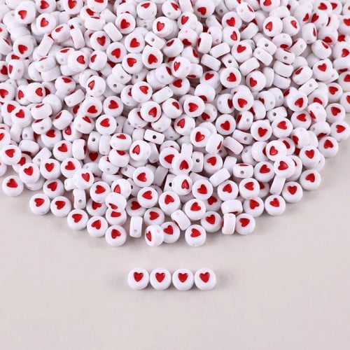 خرز قلوب أحمر على أبيض مدور 6mm