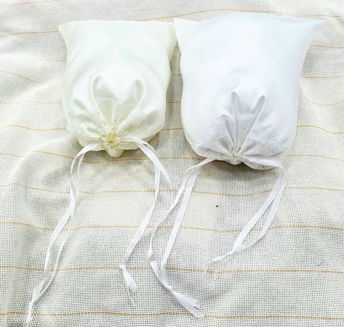 اكياس هدايا ساتان 29×44 سم