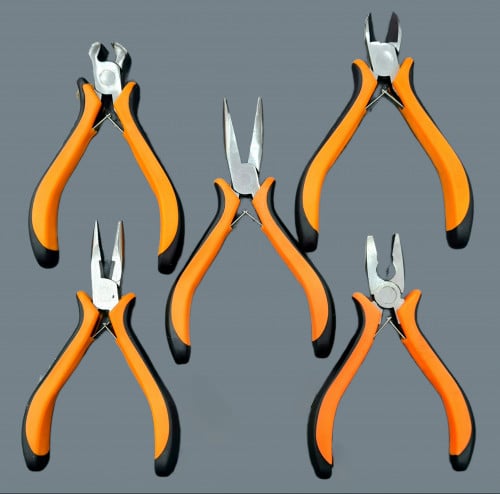 طقم زرادية صناعة الإكسسوارات مكونه من 5 حبات مختلف...