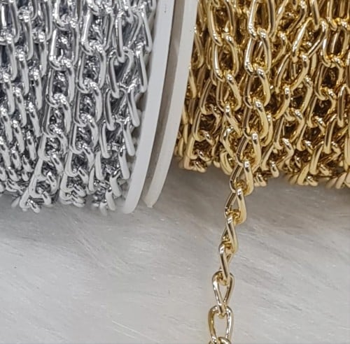 سلاسل معدنيه صغيرة للاكسسوارات مقاس 3 مل