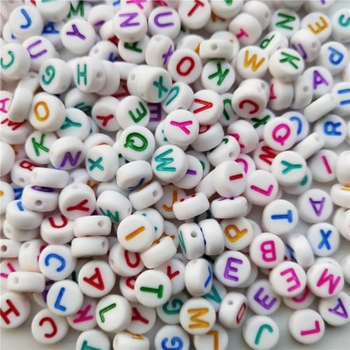 خرز حروف مدور أبيض كتابة ملون 6mm