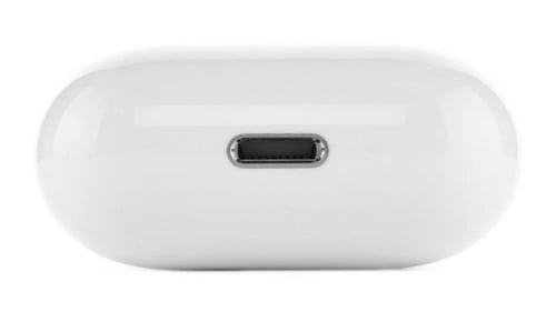 سماعة ابل ايربودز الجيل الثاني مع غطاء شاحن - ابيض