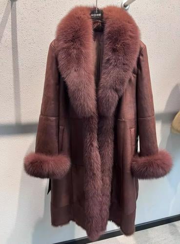 Long Coat with fox fur