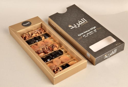 فواكه مجففة بالمكسرات