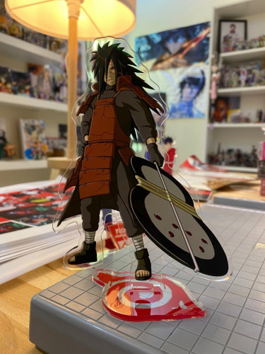 اكريلك مادارا