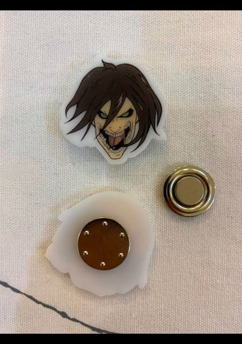 Attack on Titan - pins (3)