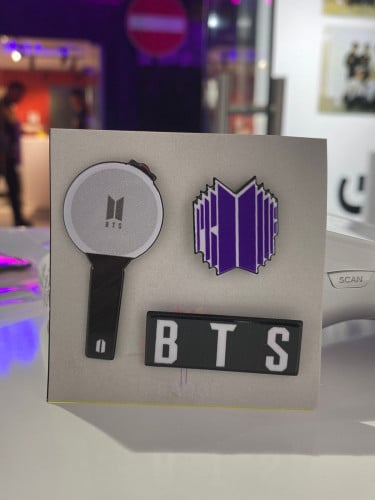 kpop pins - bts