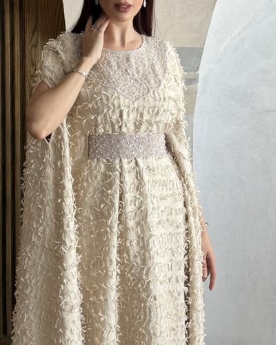 جلابية مع تطريز