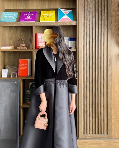 عباية رسمية جاكار