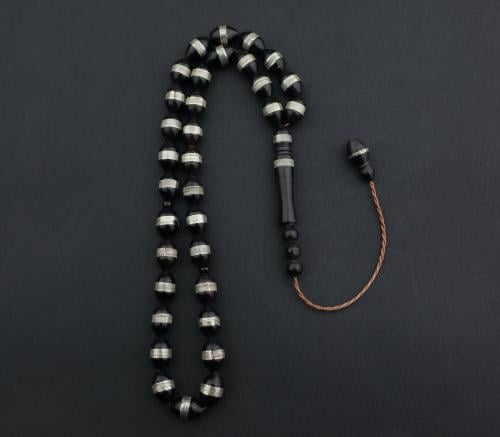 سبحه كوك فاخر اسود مع ذهبي خرز صغير