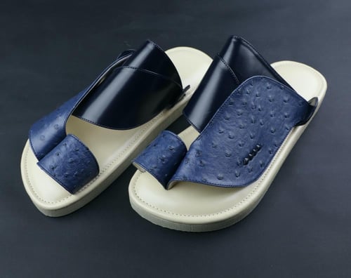 جديد /حذاء طبي رجالي لون كحلي / كريمي