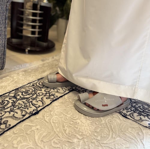 جديد / زبيرية طبي رجالي لون رصاصي / بني