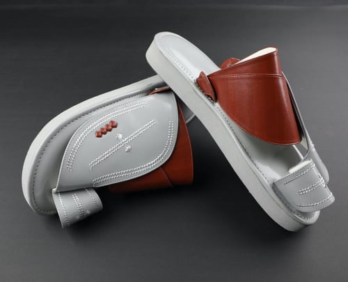 جديد / زبيرية طبي رجالي لون رصاصي / بني