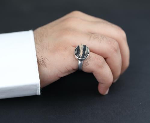 خاتم ملكي اسود خشبي فضة عيار 925